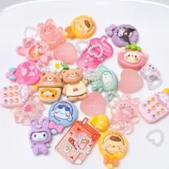 39 デコパーツ　ゆめかわ　クロミなど　写真全部