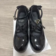 cs t&p ブラック　フリル　ハイヒールパンプスローファー