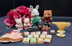 ☆シルバニアファミリー　まとめ売り　人形　食べ物　飲み物　本　服