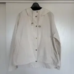 GU フード付きホワイトマウンテンパーカー