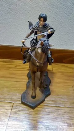 一番くじ 進撃の巨人 ラストワン賞 リヴァイ 騎馬フィギュア リペイントver.