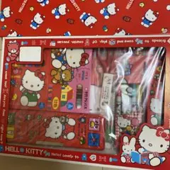 HELLO KITTY 文房具セット