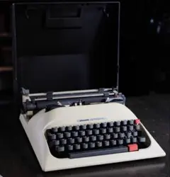 olivetti LETTERA 12 タイプライター
