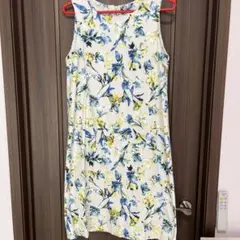 美品コットン花柄ノースリーブひざ丈ワンピース