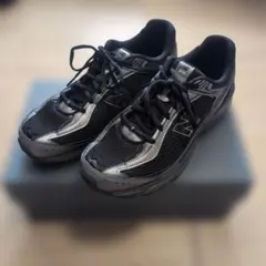 New Balance U509E1 26.0 ブラック/シルバー