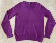 【年末値下】ユニクロ　カシミア Vネックセーター（ボルドー）S