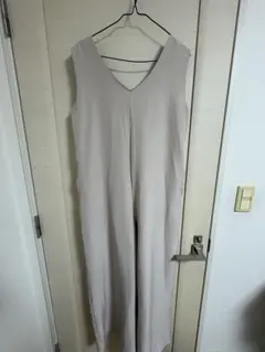 Chaco closet サロペット ベージュ Fサイズのサムネイル