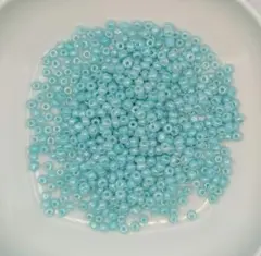 大特価☆ライトブルー 4ミリガラスビーズ 50ｇ
