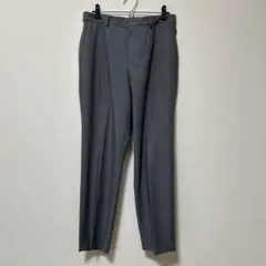 ユニクロ　スマートアンクルパンツ　グレー