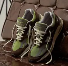 Kith Daniëlle Cathari New Balance 991V2