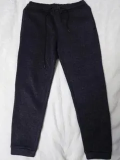 ビューティー＆ユース　ニットテーパードパンツ　M