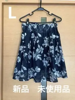 【新品未使用品】スカート　Lサイズ　花柄　紺色　ネイビー