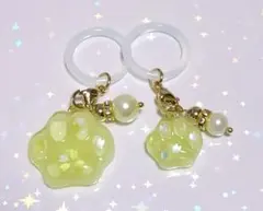 アンブレラマーカー　肉球型チャームセット 淡い黄色　桜　ハンドメイド　大小