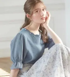 アロッタ　alotta スカラップデザイントップス　ブルー　Mサイズのサムネイル