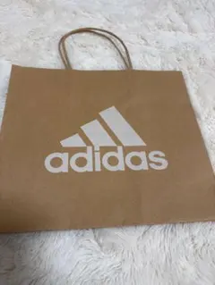 adidas ブラウンペーパーバッグのサムネイル