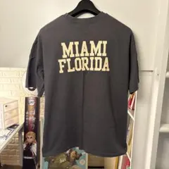 HOLIDAY MIAMI FLORIDA Tシャツ グレーのサムネイル