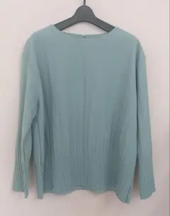 aqui agora pedido ミントグリーン トップス