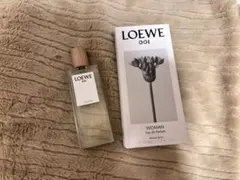 LOEWE 001 WOMAN オードゥパルファン 50mlのサムネイル