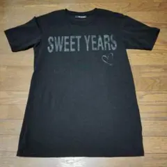 SWEET YEARS ブラック Tシャツ FA11176のサムネイル