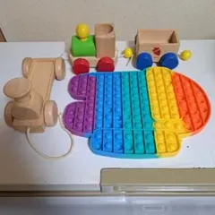 ベネッセ　木製の汽車　プッシュポップバブル　2点セット　子供のおもちゃにどうぞ！