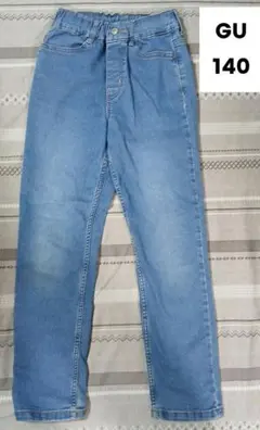 GU ストレッチデニム ストレートパンツ 140