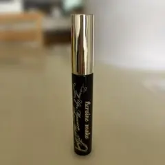 ヒロインメイク　マスカラ　ブラック