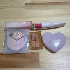 ほぼ未使用コスメセットのサムネイル