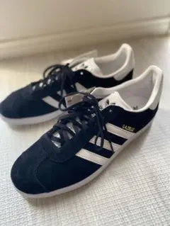 adidas GAZELLE ガッツレー ブラックホワイト スウェード