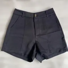 ブラック ショートパンツ フロントポケット付き