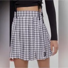Bershkaのチェック柄プリーツスカートのサムネイル