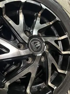 ハイエース　TOYOタイヤ　16インチ タイヤホイールセット　引取歓迎のサムネイル