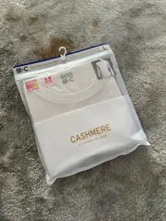 ユニクロ　極暖　ヒートテックカシミヤブレンドクルーネックT/9分袖