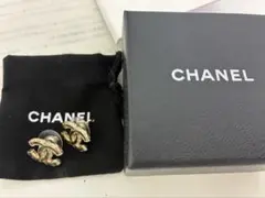 CHANEL ゴールド ロゴピアス