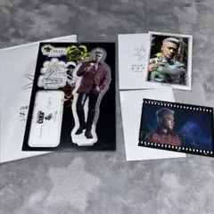 ELLY アクリルスタンド＆ フォトカード 3点セット