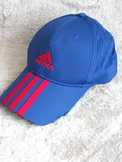 adidas ロゴ刺繍 スリーストライプ キャップ 青のサムネイル