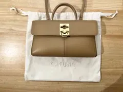 Item thumbnail for item e77c29da-4dbd-4d3b-97cb-32bf8107ec02