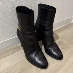 CELINE ブラックレザーブーツ トリオンフ ショートブーツ ヒールのサムネイル