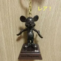 ディズニーブロンズ像キーチェーン　ミッキーブロンズ像
