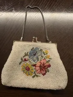 ビーズ刺繍 花柄 がま口 コインケースのサムネイル