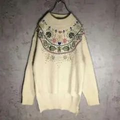【総刺繍】北欧調 モックネック ニット セーター 民族柄 アイボリー