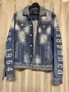 DSQUARED2 デニムジャケット 50サイズのサムネイル