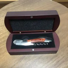 Item thumbnail for item 68181667-997c-408c-9539-96f72c0cc9ee