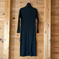 黒ニットワンピース　Mサイズ　ユニクロ