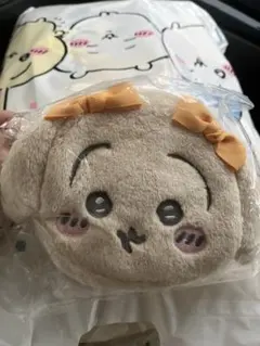 新品・未使用　ちいかわ　うさぎ　リボン　ダイカットフェイスポーチ うさぎ　粧美堂