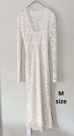 新品未使用　アイボリー 総レース長袖ワンピース Vネック　タイト　ロング丈　M