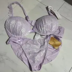 Item thumbnail for item eb6976ad-c2c4-4b3c-85bb-211bd2ea2adb