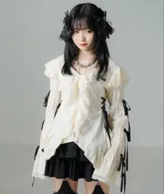 Diable baiser レースアップリボンシャツブラウスのサムネイル