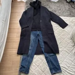 UNIQLOコート、フーディ、デニムの全身コーディネートセットで！