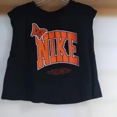 NIKE ノースリーブTシャツ バタフライプリント