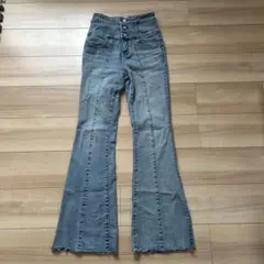 AZUL アズール　ライトブルーブーツカットデニム　S